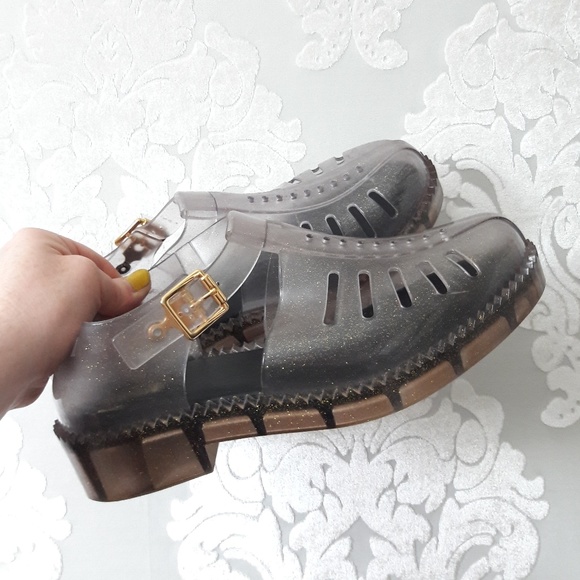 glitter jelly sandals